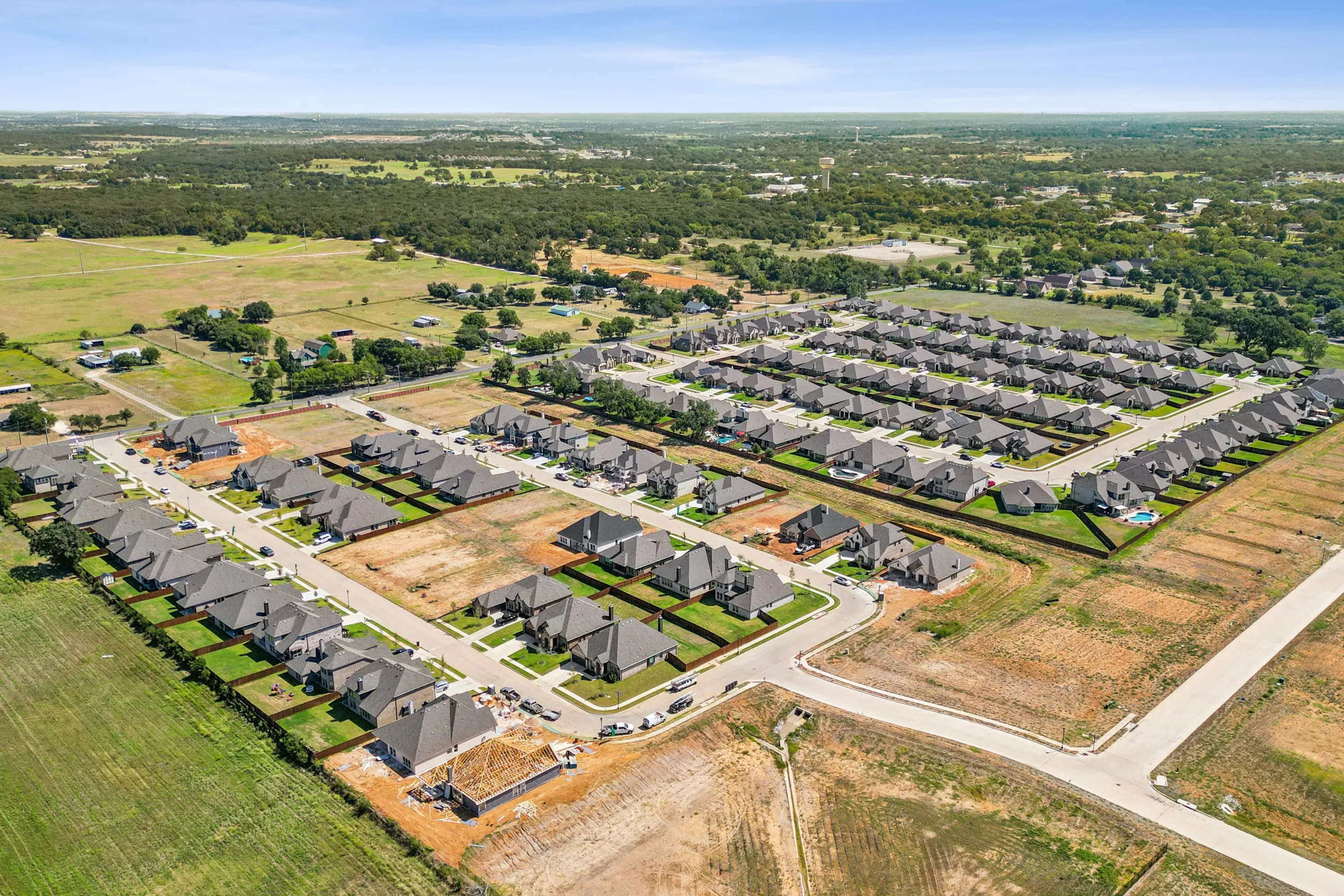 Residential homes and roofing neighborhoods in Joshua TX 76058 Johnson County